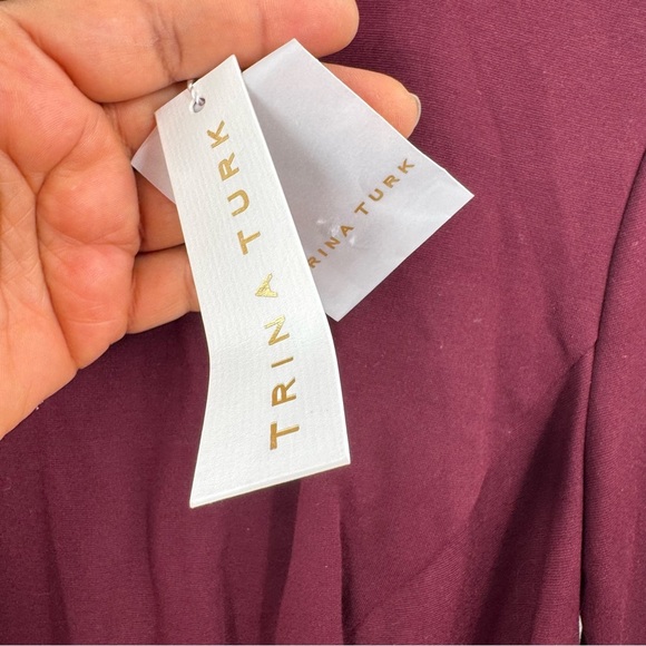 Trina Turk Elegant Burgundy Ruffle Sleeve Dress bell sleeve size 6 - Picture 8 of 8